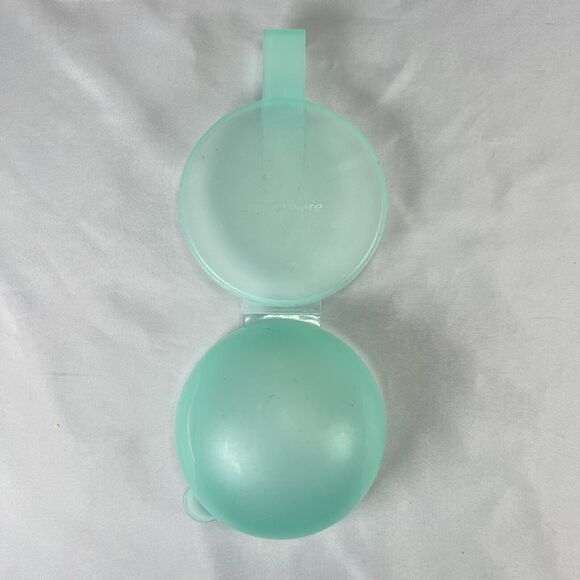 Tupperware Forget-Me-Not Turquoise Onion Tomato Keeper #4201A-3 - Picture 3 of 4
